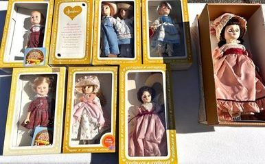 Lot Of 8 Effanbee Dolls In The Boxes
