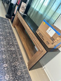 Console table for tv 70”