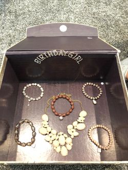 Assorted Jewelry / Accesories