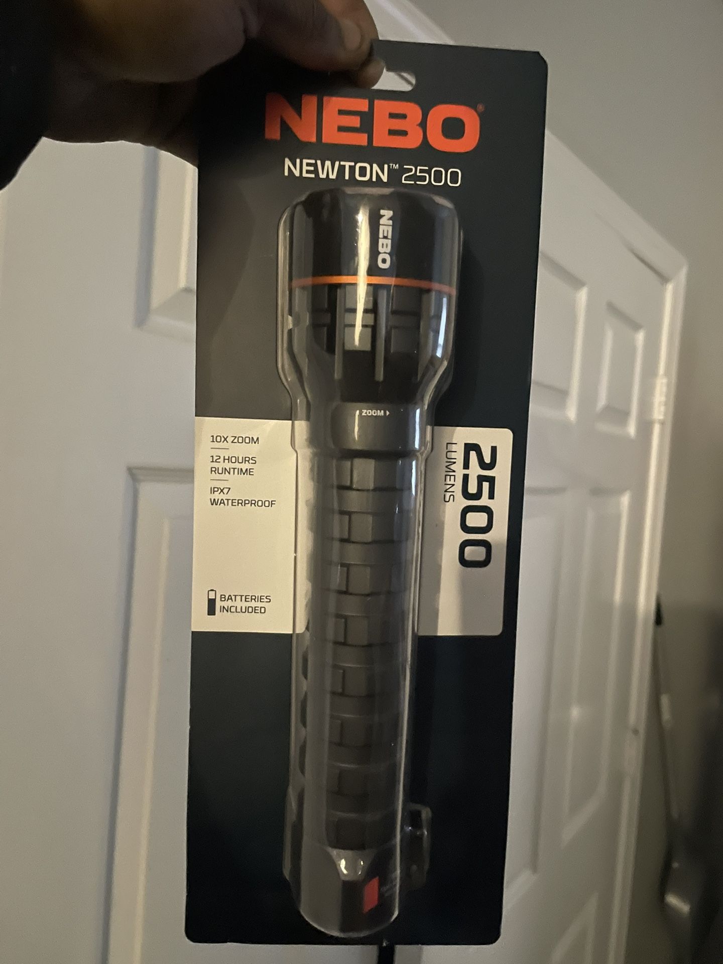 NEBO FLASHLIGHT 2500
