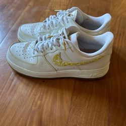 Nike Air Force 1 The Dirty Low Top Men’s 9