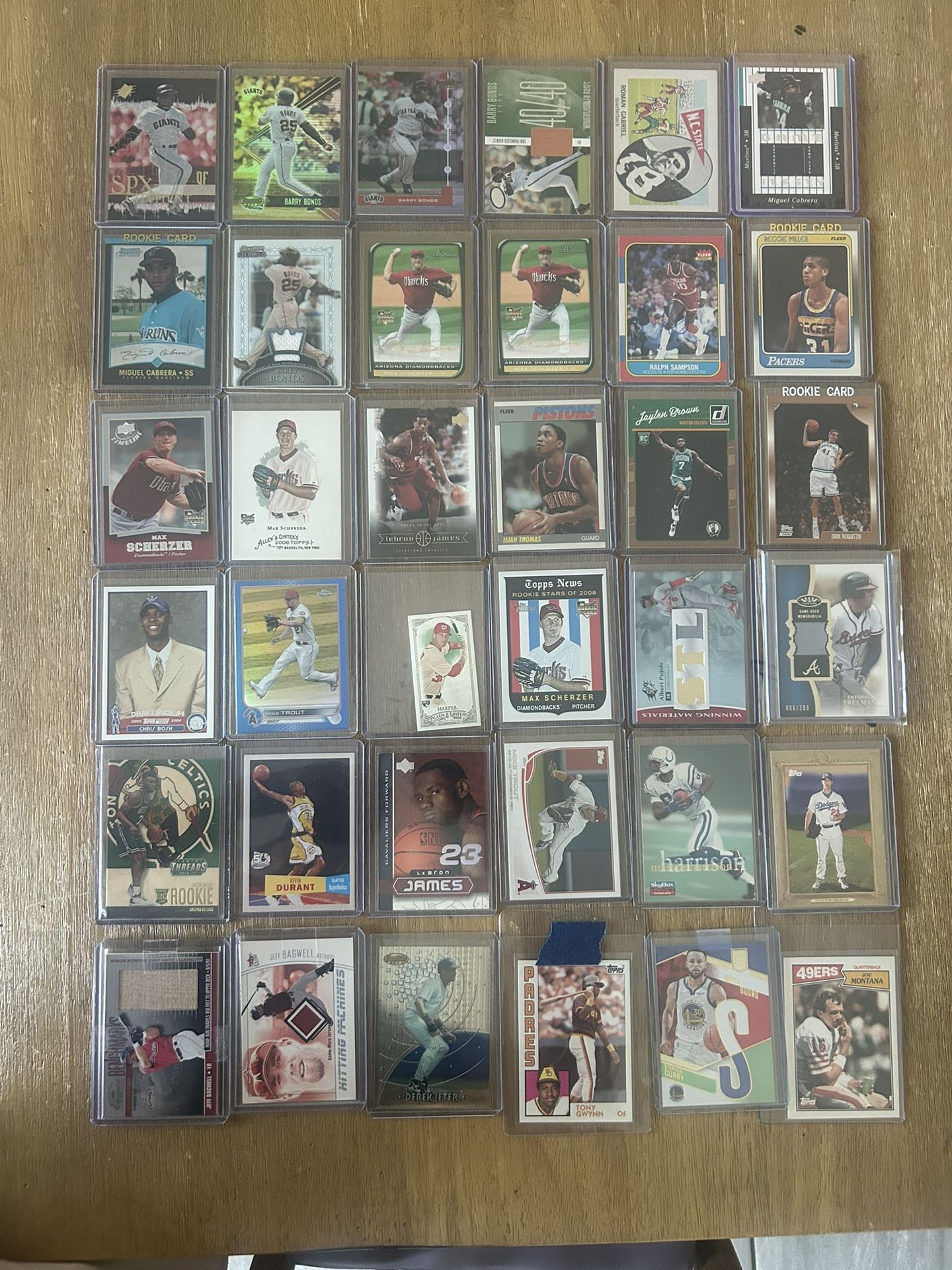 Sports cards - Baseball, Basketball, Football cards