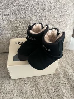 Baby’s first uggs boots