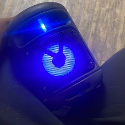 Bluetooth speaker 