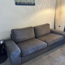 Sofa KIVIK - 2 Seats (can fit 4)