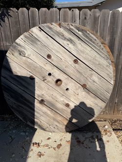 FREE Wooden Spindle Tops