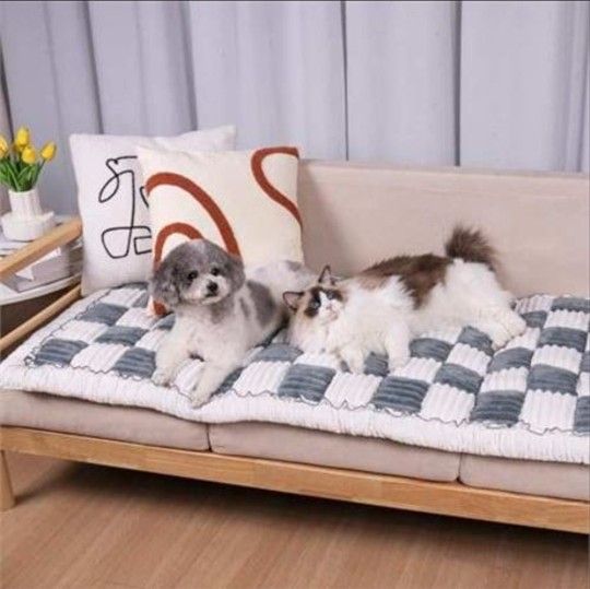 NEW* Couch Cover Protector