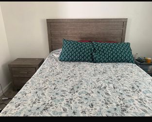 Recamara Y Mesa De Noche