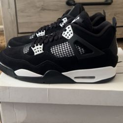 Jordan 4 White Thunder