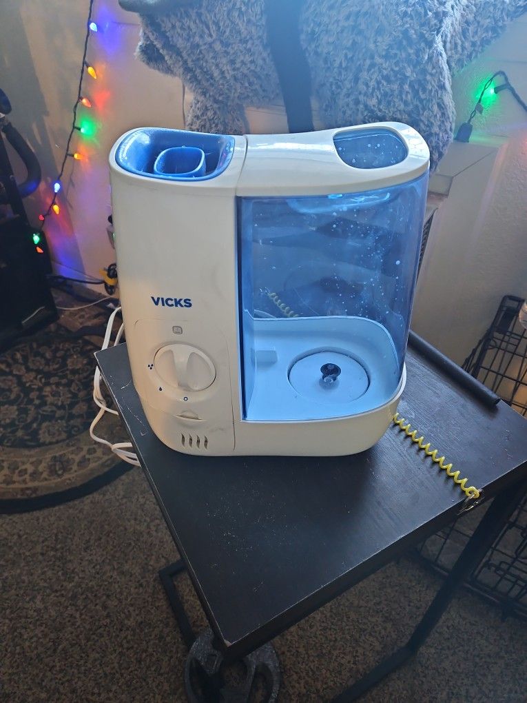 Vicks Warm Steam Humidifier