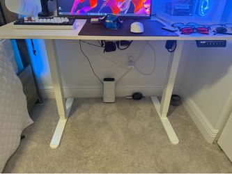ErGear Height Adjustable Electric Standing Desk, 48 x 24 Inches Sit Stand up Desk, Memory Computer Home Office Desk, White