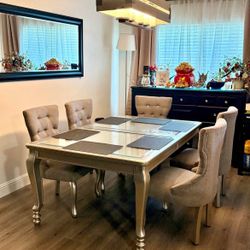 Extendable Dining table set