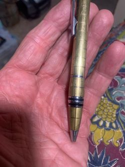 Found ink pen at garage sales says MONT BLANC