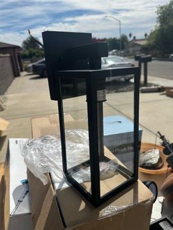 Brand new (4) outside lights for your home