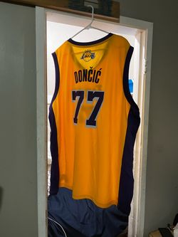 LA Lakers Doncic #77 Basketball Jersey