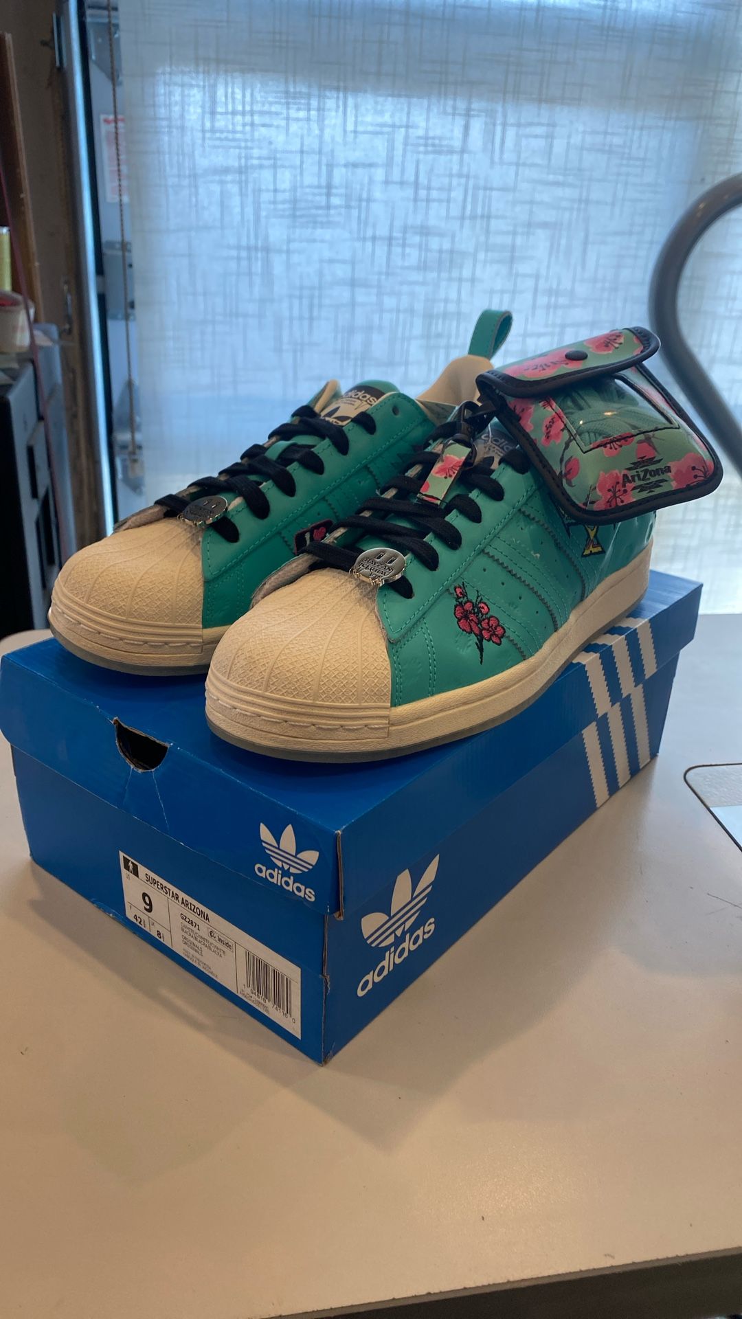 Adidas Superstar Arizona