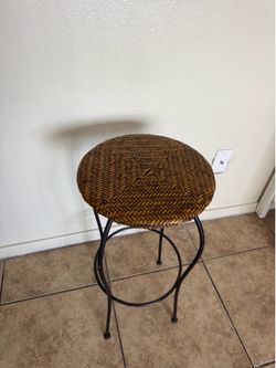 Small Plant Stand Pre Owned
