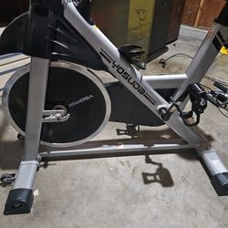 🚴 Yosuda Indoor Cycling Bike — $100 OBO
