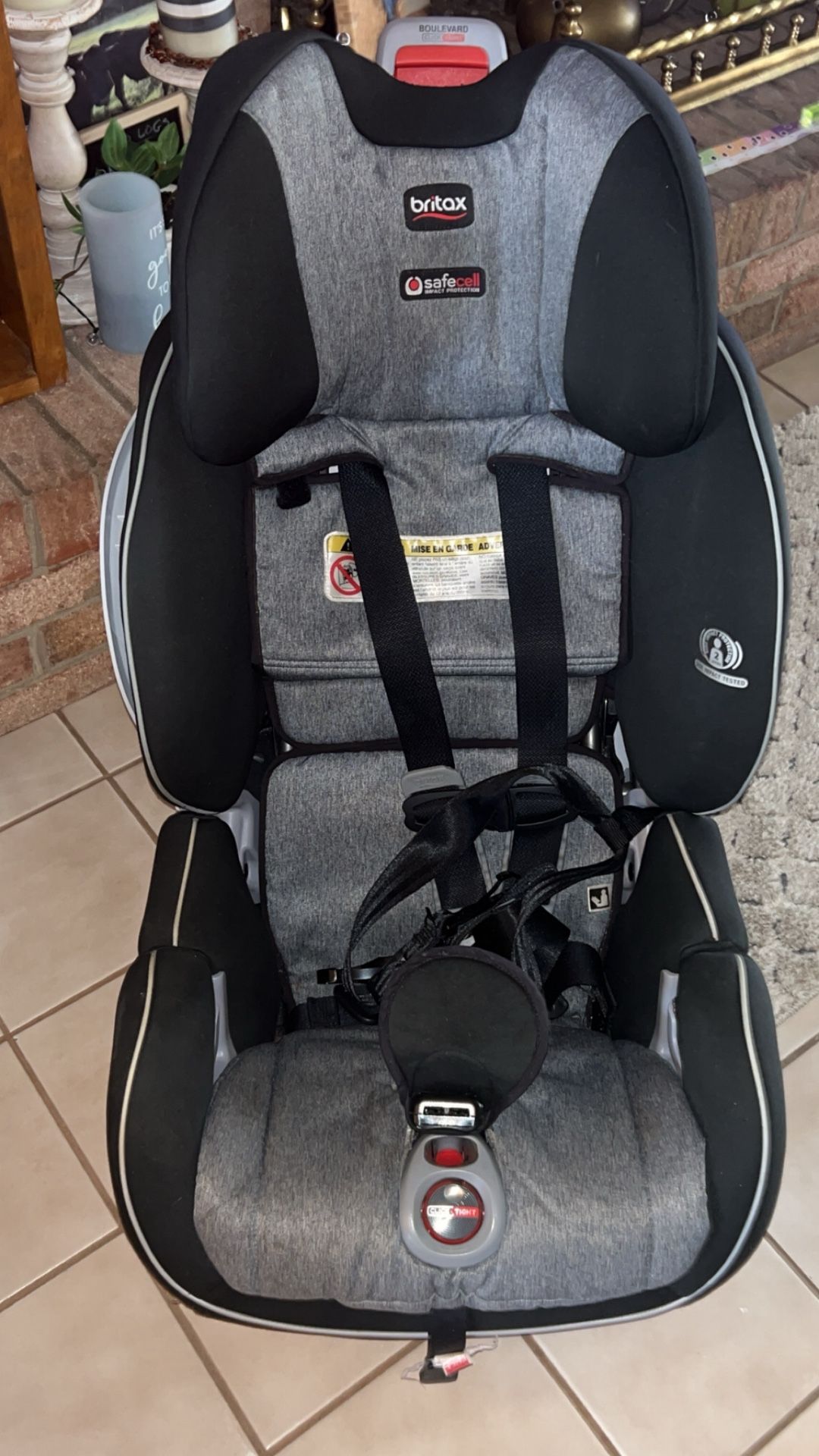 Britax Grow with me car seat Who