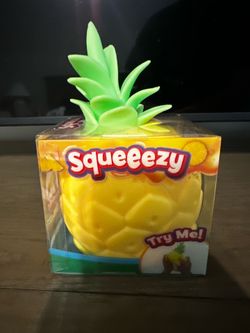 Pineapple squishy