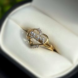 Jewelry 10k solid yellow gold diamond 0.04 CTW ring sz 6.5