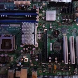 Intel Desktop Motherboard LGA775, E210882