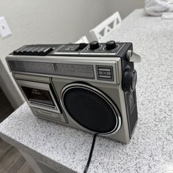 Vintage Radio $50