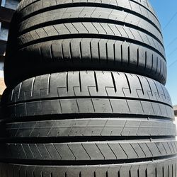 305 30 21 Pirelli PZERO 305/30/21 Used Tires 305/30R21