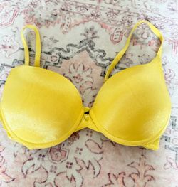 Frederick’s yellow bra