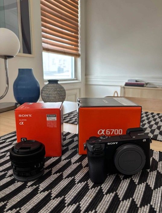 Sony A6700 + 24mm f2.8 G FE lens