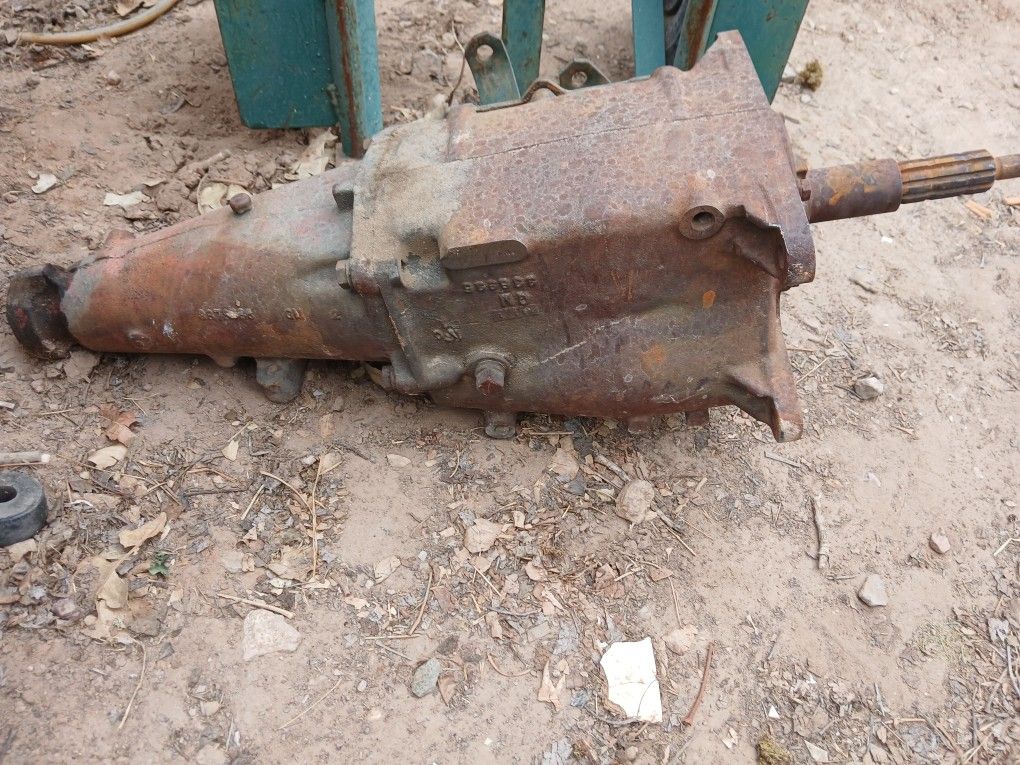 Chevy 4 Speed Saginaw Transmission