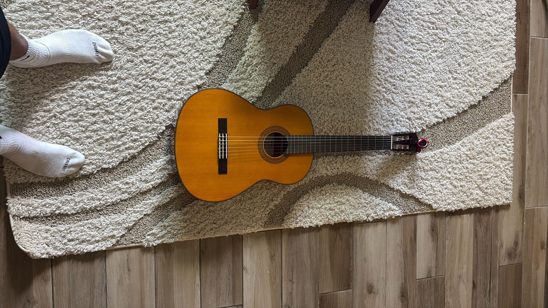 πΈ Yamaha CG142CH Classical Guitar + Tuner β Excellent Condition