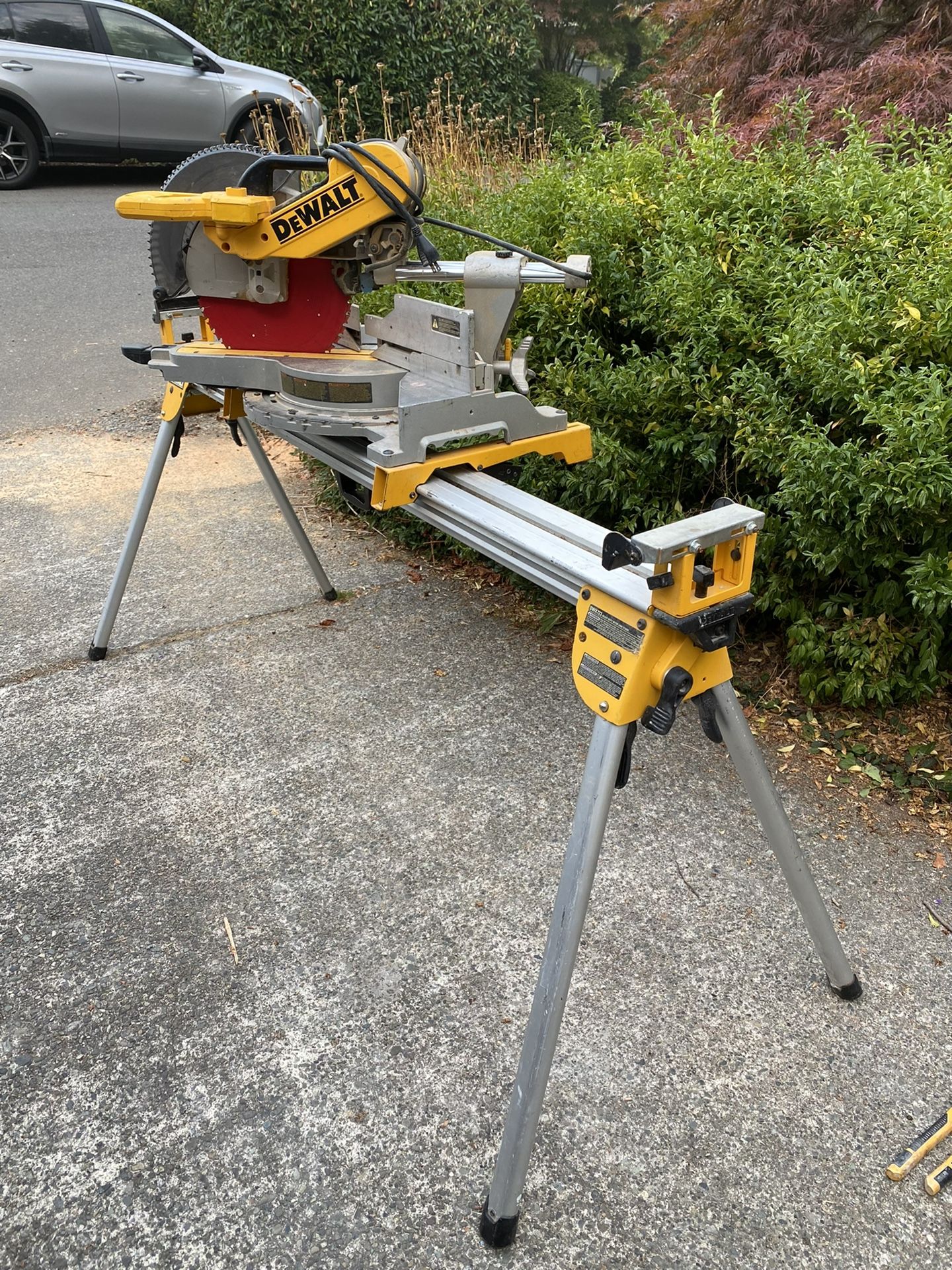 Dewalt Chop Saw Set for Sale in Snohomish, WA OfferUp