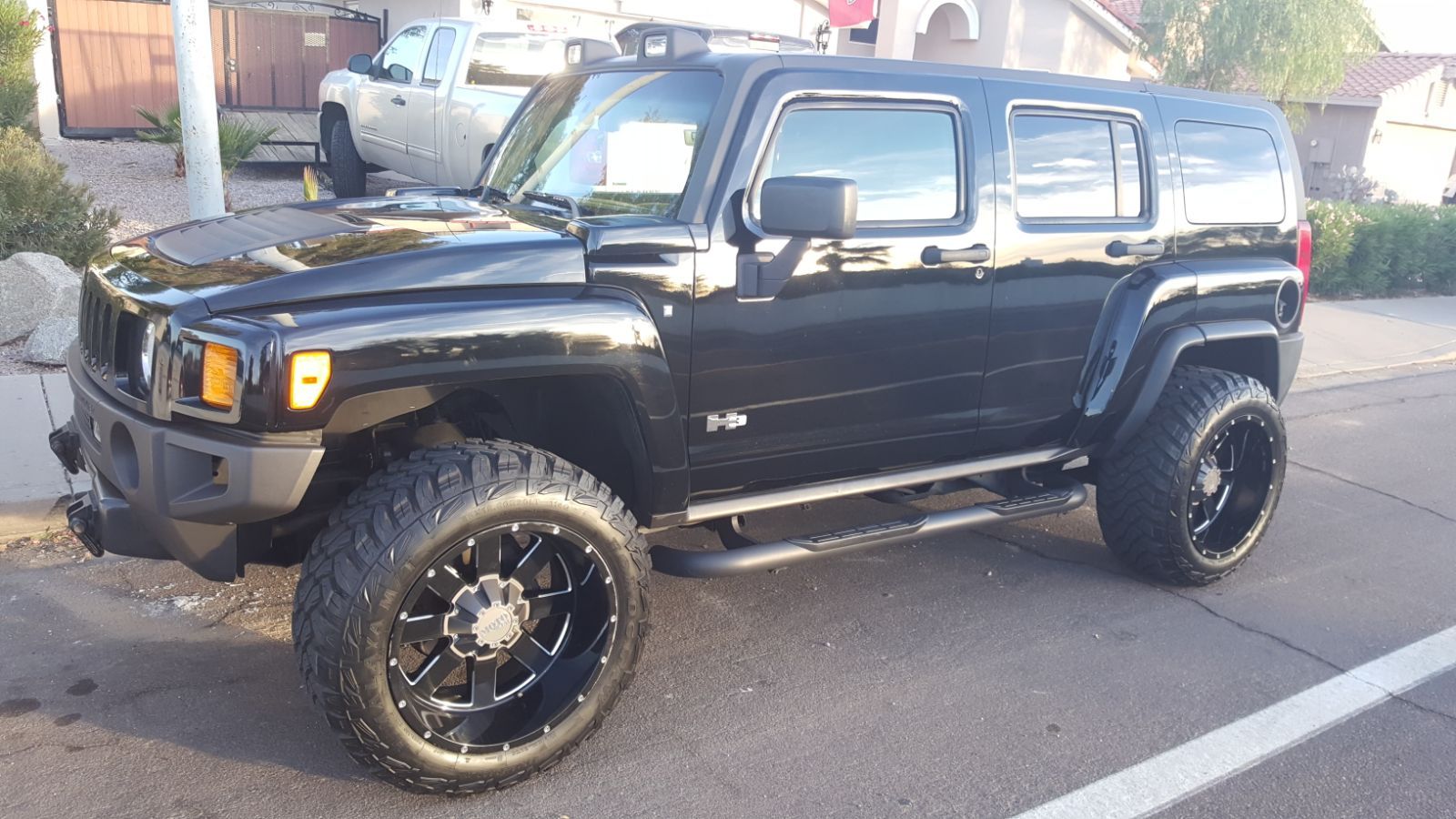 2006 H3 Hummer w/ stereo system clean title