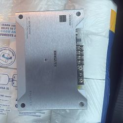Kenwood XM302.4