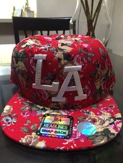 Brand new snap back. Never worn.