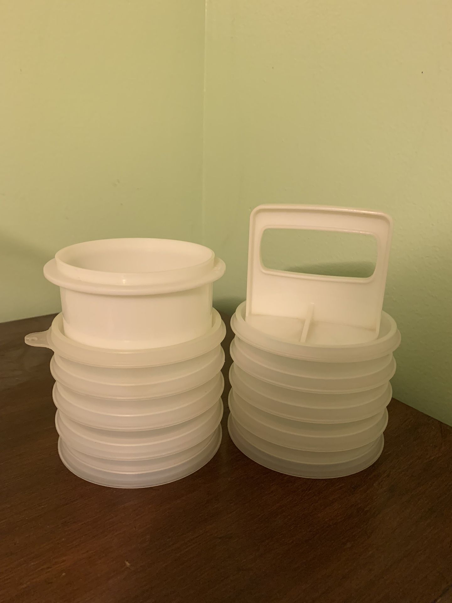 Vintage Tupperware Hamburger Press and 4 Storage Freezer Containers With Lid.  