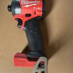Milwaukee M18 Fuel 1/4 Impact Driver Tool Brand New 