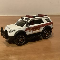 Matchbox Lyons Ambulance Service Paramedic EMS Supervisor Custom Danvers Fire Ford Explorer 1:64 Diecast, $15 or best offer, can ship for $20 