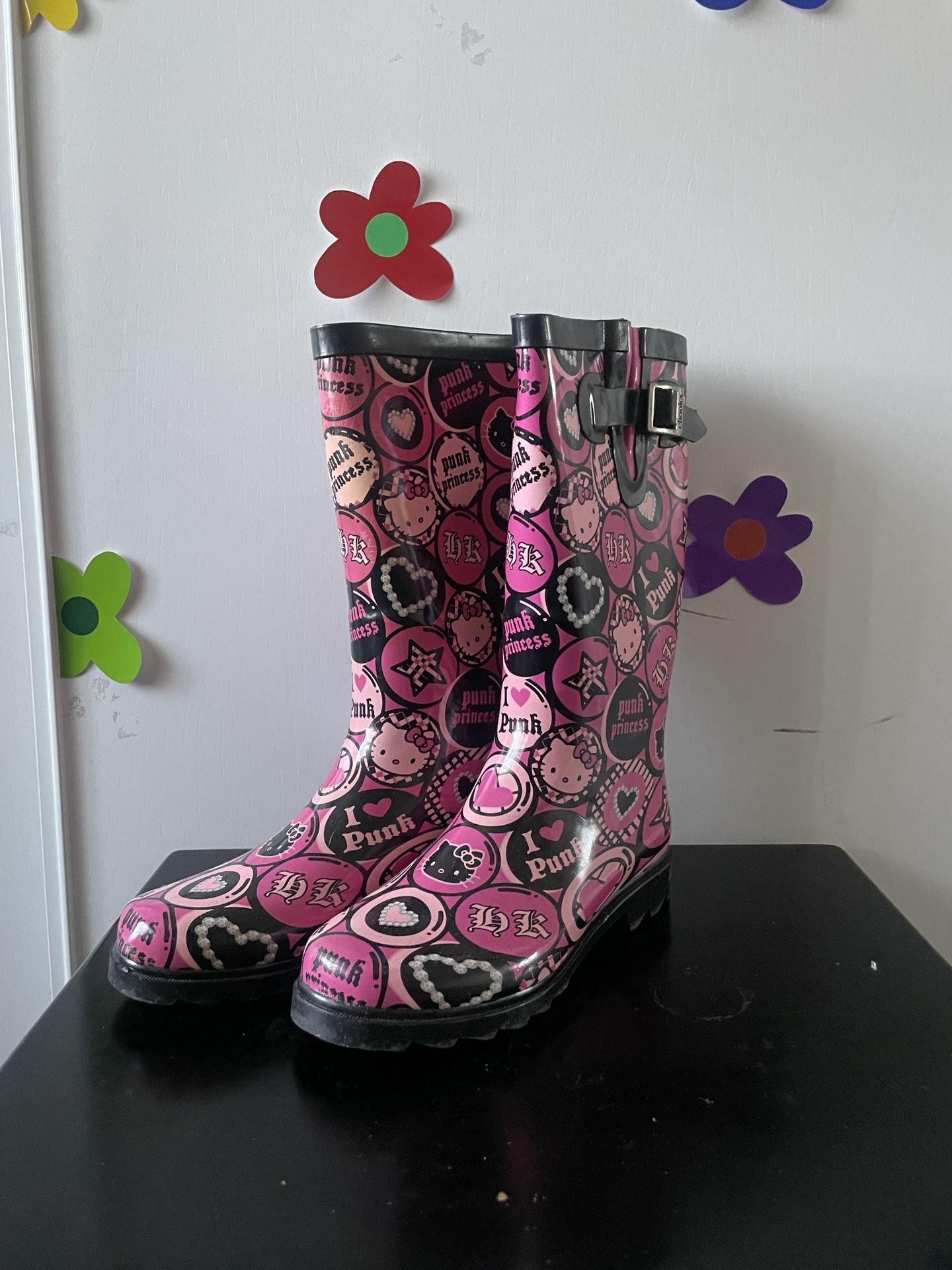 Chooka Pink Helloy Kitty Rain Boots Size 7