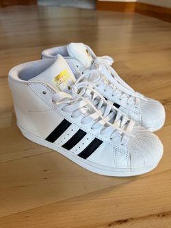 Adidas women's size 5 High-top black/white in excellent super clean