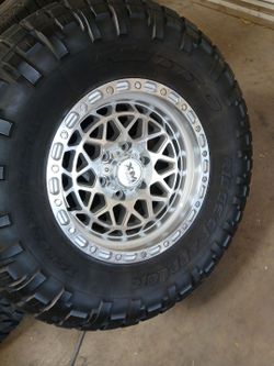 17x9 xm Rims 6x139 On Used Tires 35 1250 17