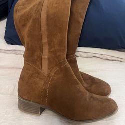 suede like brown boots size 7 in woman’s 