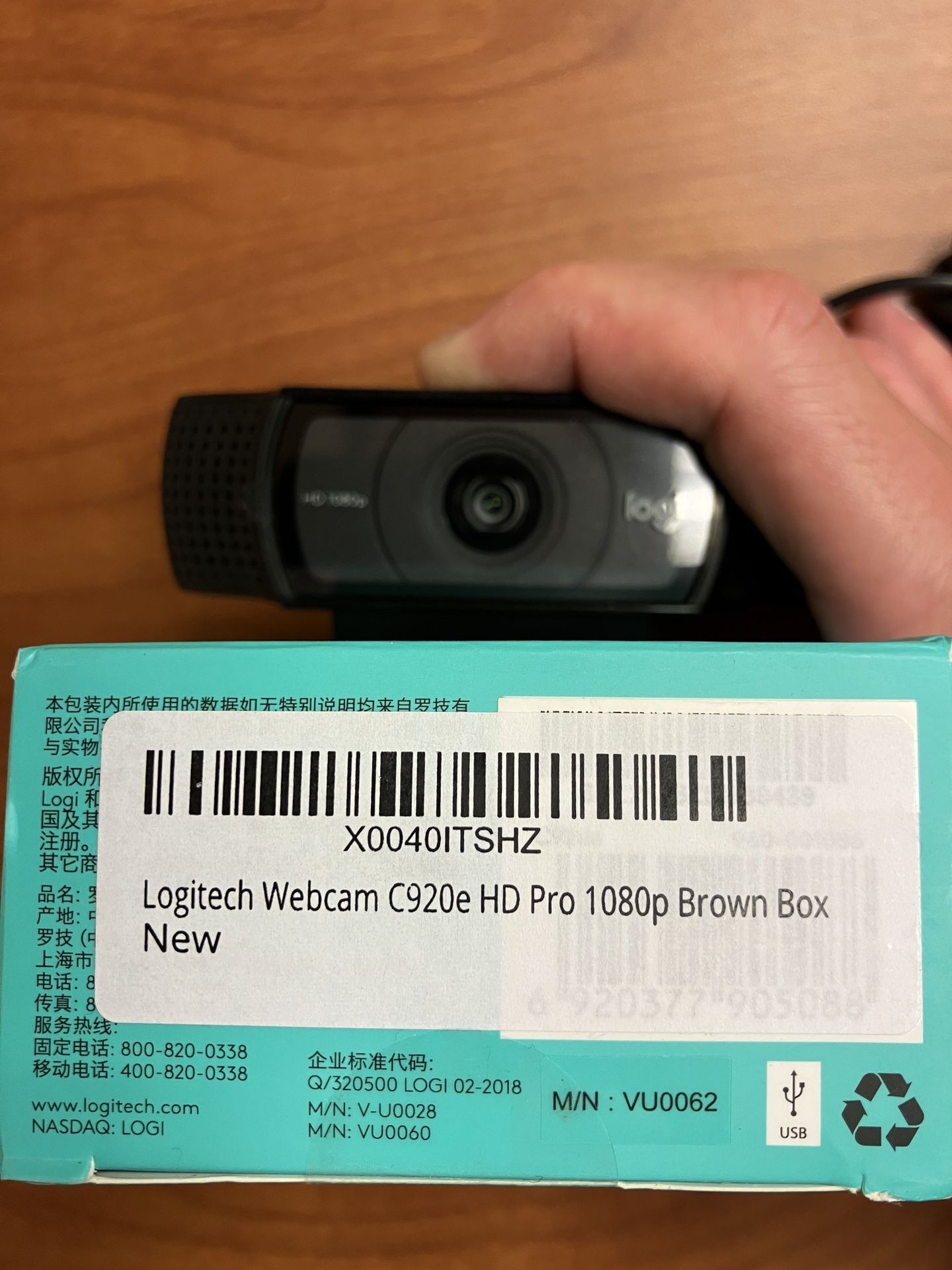 Logitech C920e HD 1080p Mic-Enabled Webcam, Zoom, Microsoft Teams compatible, TAA Compliant