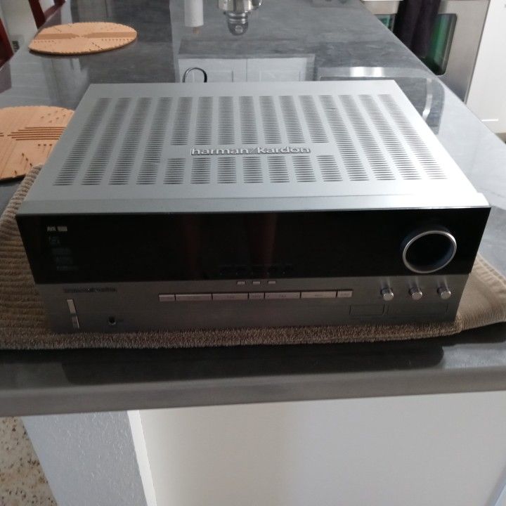 Harman Kardon AVR 235 7.1 Reciever