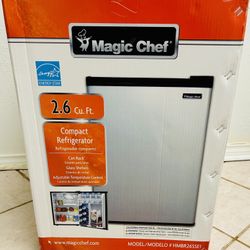 Magic Chef 2.6 cu. ft. Mini Fridge in Stainless Steel Look, New
