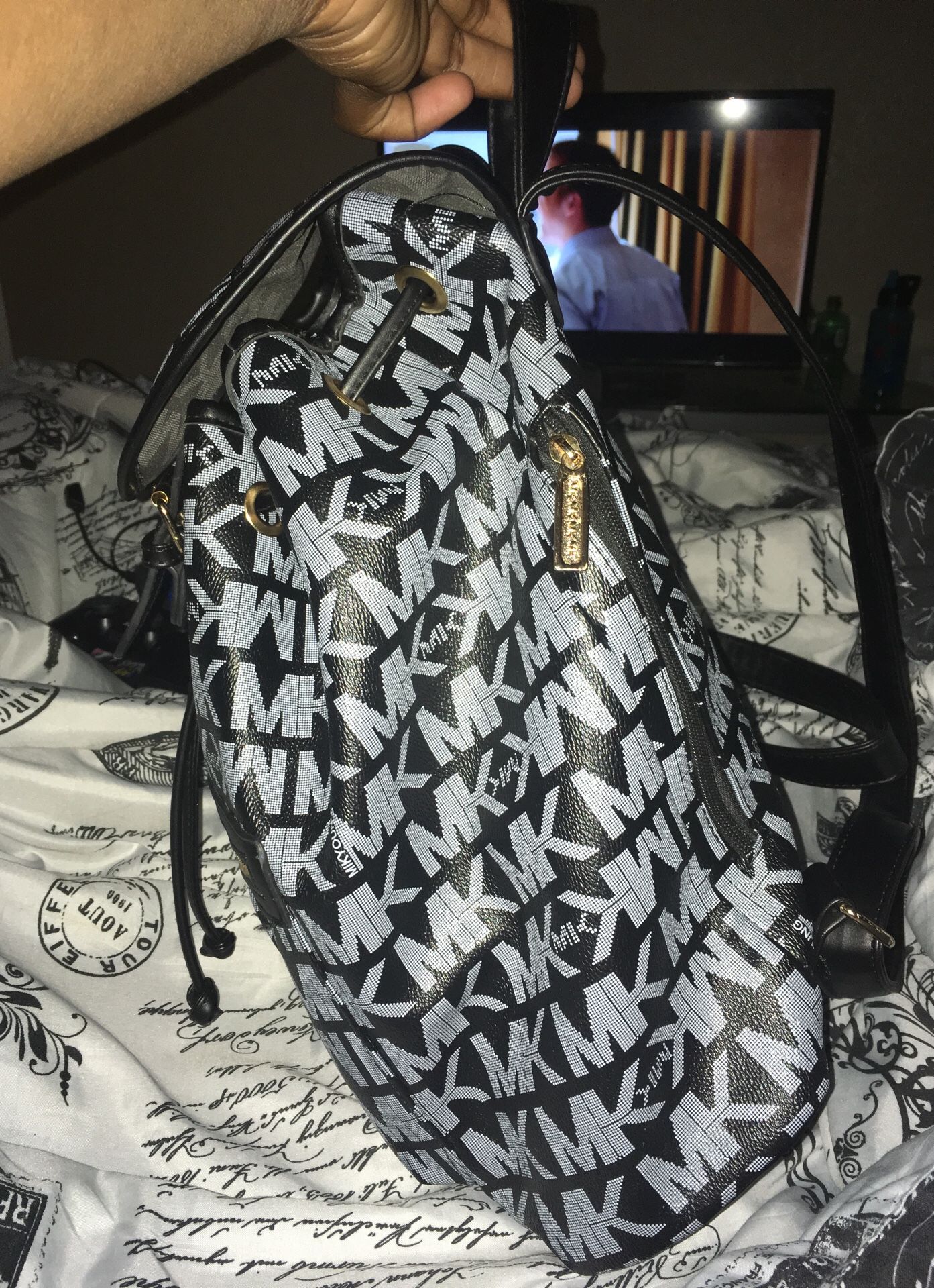 Mk bag need gone asap MK bag !!! Need gone ASAP!! - www.lacanasteria.com.mx main image 2