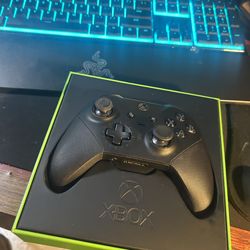 Xbox Elite series 2 pro controller