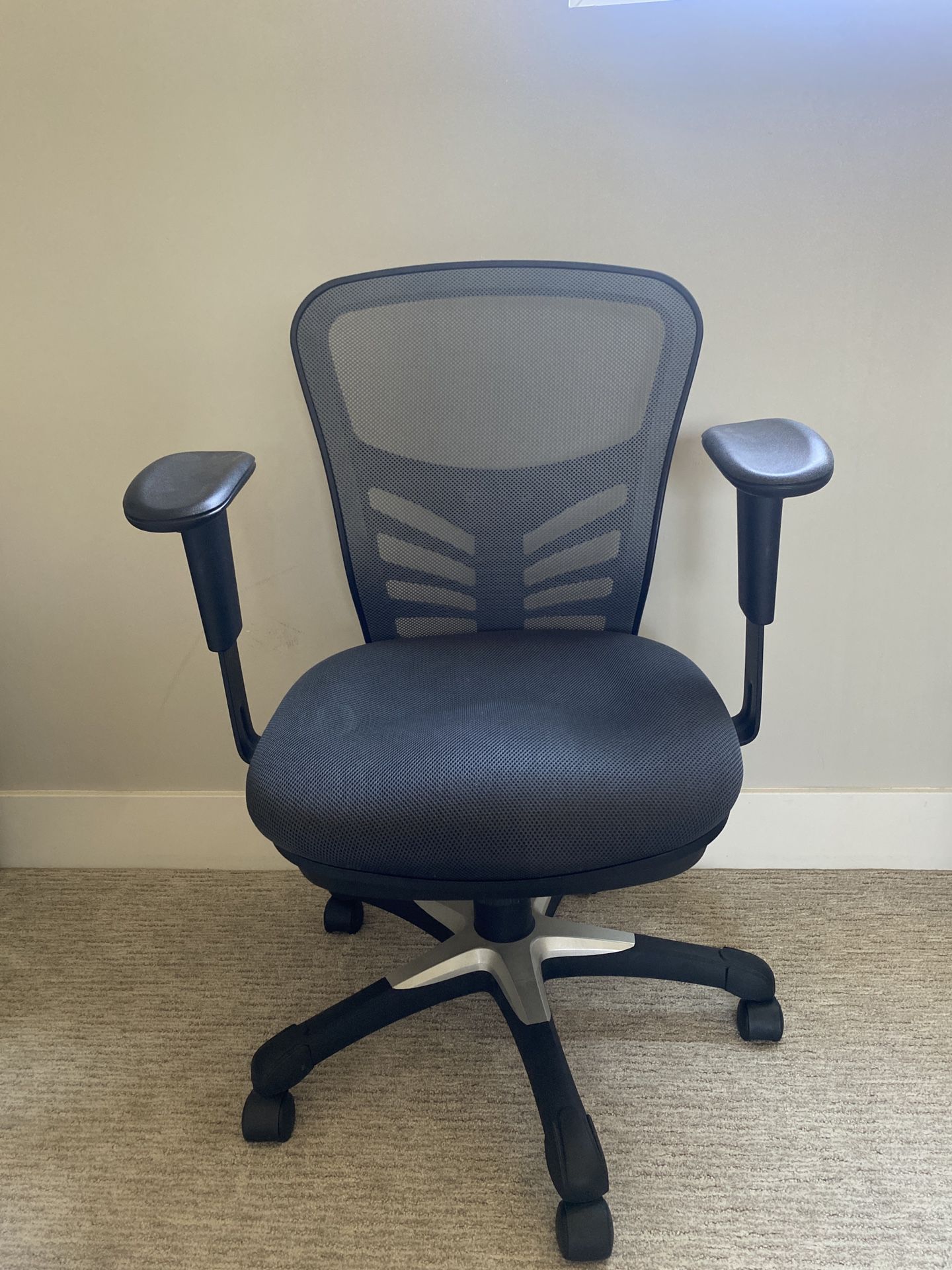 Used Belnick Office/desk Chair 
