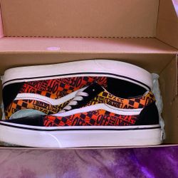 Old Skool Vans Logo Flame 